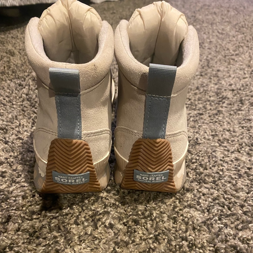 Sorel waterproof boots. Size 10